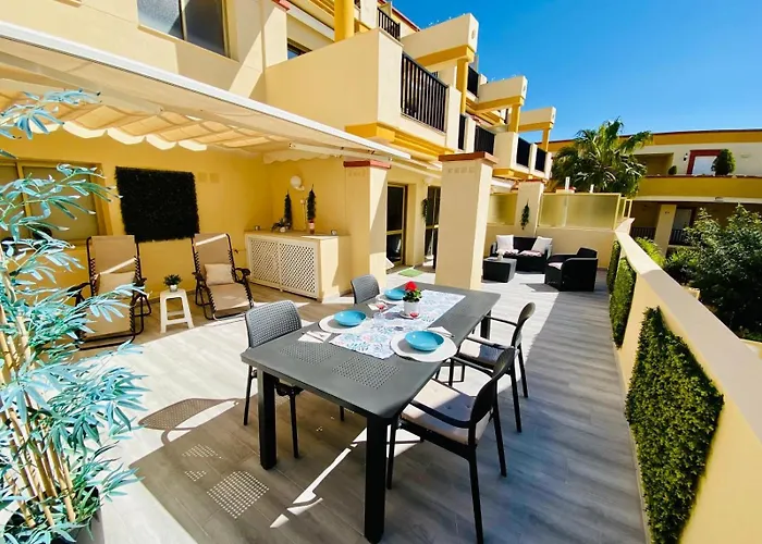 Oleholidays 323 Romana Playa Junto Al Mar Apartamento *