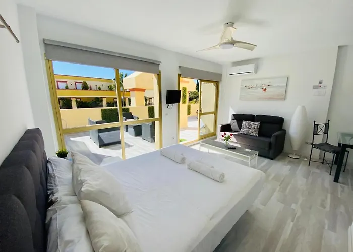 Oleholidays 323 Romana Playa Junto Al Mar * Marbella