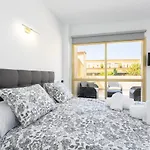 Oleholidays 323 Romana Playa Junto Al Mar Marbella