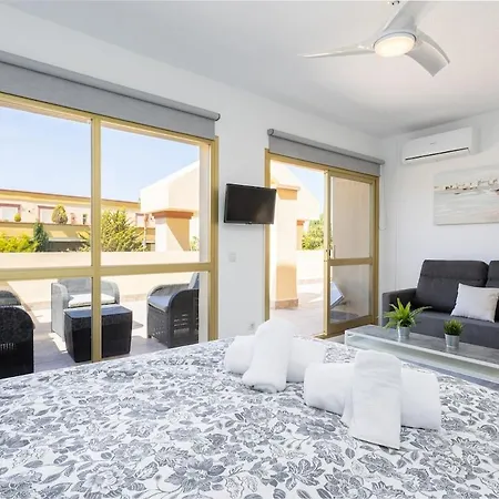 아파트 Oleholidays 323 Romana Playa Junto Al Mar 마르베야